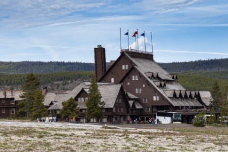 Old Faithful Inn im Yellowstone Nationalpark